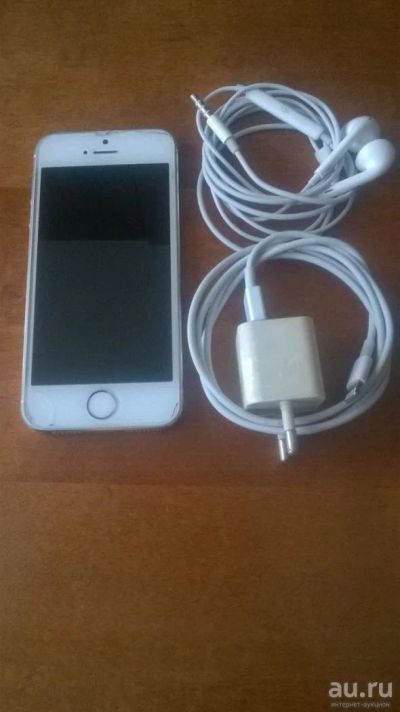 Лот: 10225495. Фото: 1. Продам айфон 5s. Смартфоны
