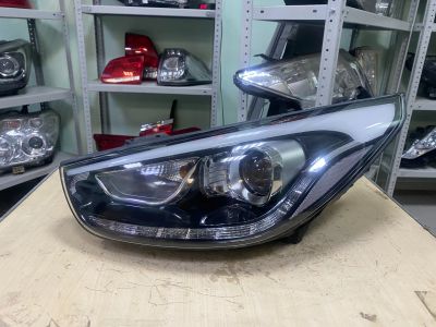 Лот: 25637060. Фото: 1. Левая фара Hyundai ix35 (галоген... Оптика и освещение