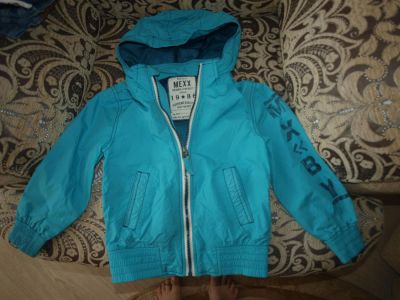 Лот: 9039569. Фото: 1. Ветровка mexx 5-6 лет. Верхняя одежда