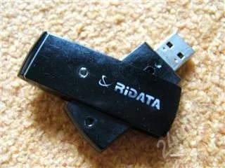Лот: 107108. Фото: 1. Флэшка RiDATA 1 GB. USB-флеш карты