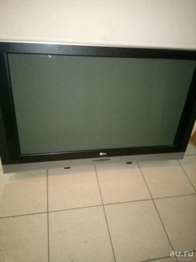 Лот: 15478464. Фото: 1. Телевизор LG 42PC3RV Выключился... Телевизоры