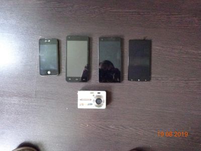 Лот: 14395796. Фото: 1. Телефоны 2. Смартфоны