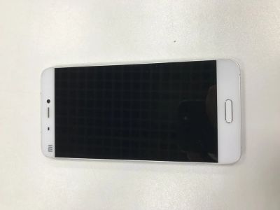 Лот: 15260054. Фото: 1. Xiaomi Mi5 64Gb White (Б/У, хорошее... Смартфоны