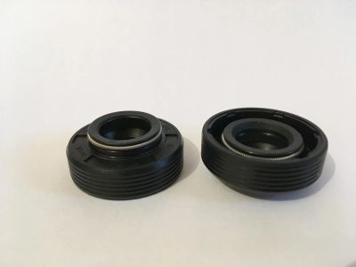 Лот: 6796974. Фото: 1. Сальники 14х28 NAK. Другое (автозапчасти)
