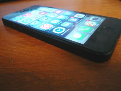 Лот: 3258987. Фото: 1. Iphone 5. Смартфоны