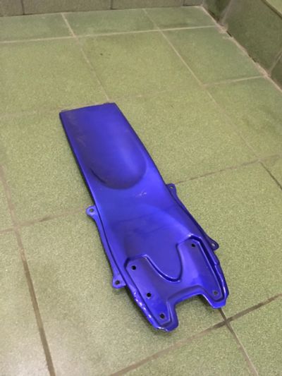 Лот: 15988504. Фото: 1. Нижний пластик бугеля GSX-R600... Запчасти