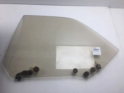 Лот: 20396628. Фото: 1. Стекло двери Nissan Bluebird 1991... Кузов