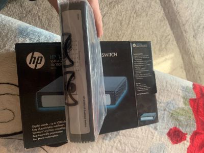 Лот: 17290514. Фото: 1. Hp 1405-16G desktop switch коммутатор. Коммутаторы
