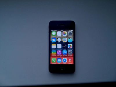 Лот: 4551502. Фото: 1. Apple Iphone 4 black 8Gb. Смартфоны