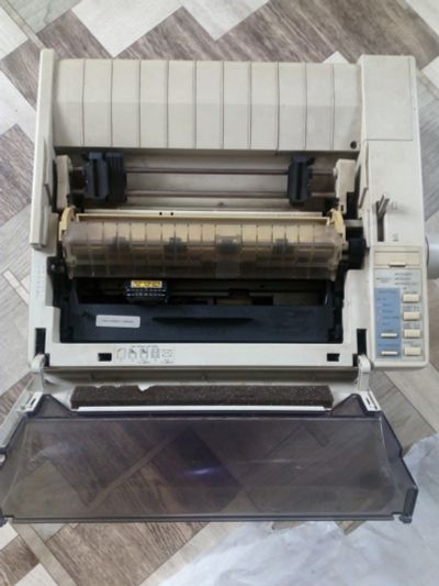 Лот: 17666466. Фото: 1. Принтер Epson LQ— 550. Картриджи, расходные материалы