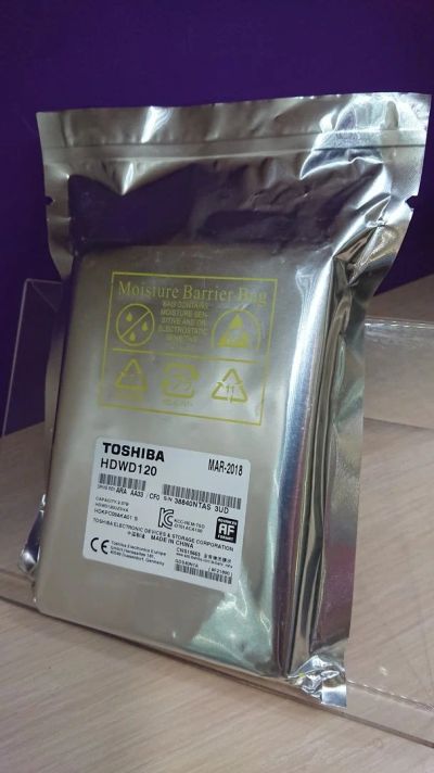 Лот: 14387885. Фото: 1. Жесткий диск Toshiba HDWD120UZSVA... Жёсткие диски (HDD)