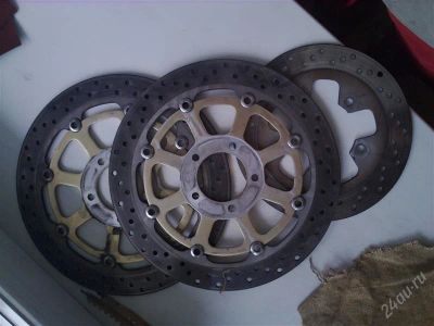 Лот: 1106492. Фото: 1. Тормозные диски GSX-1300R Hayabusa. Запчасти