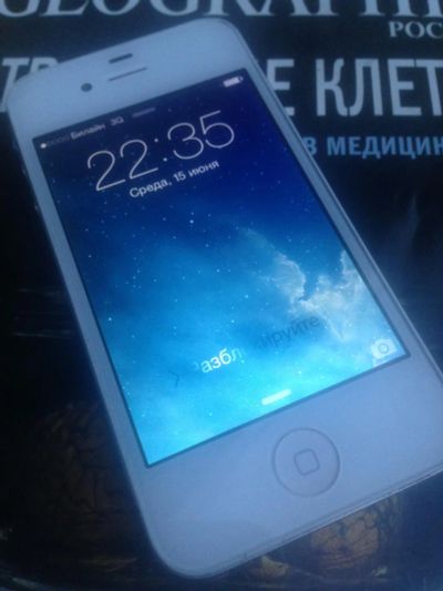 Лот: 7704279. Фото: 1. iPhone 4 White 32gb Полный комплект... Смартфоны