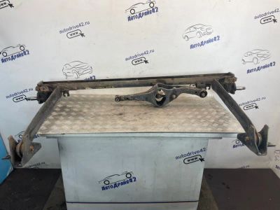 Лот: 24591840. Фото: 1. балка поперечная Nissan Almera... Двигатель и элементы двигателя