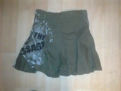 Лот: 1323855. Фото: 1. Юбка хаки с принтом. Юбки