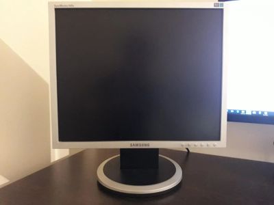Лот: 11122320. Фото: 1. Монитор Samsung SyncMaster 940N. ЖК-мониторы