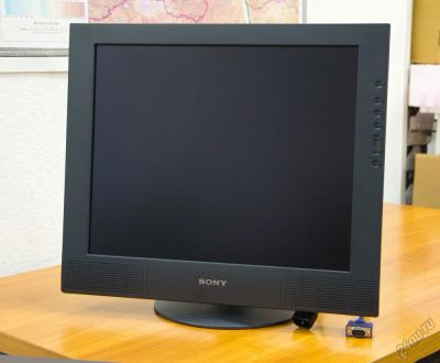 Лот: 5960707. Фото: 1. Продам монитор Sony SDM-M81 17... ЖК-мониторы