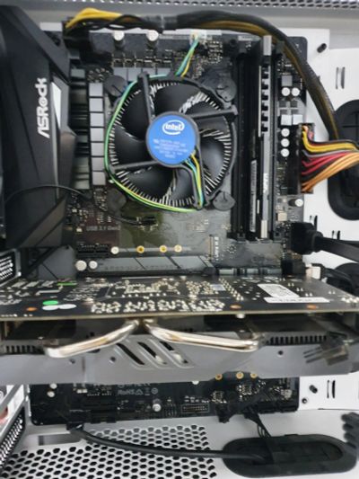 Лот: 15112412. Фото: 1. Игровой комплект новый i5 9400f... Компьютеры в сборе