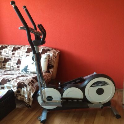 Лот: 12960900. Фото: 1. Эллиптический тренажёр BH Fitness... Другое (тренажеры, комплексы)