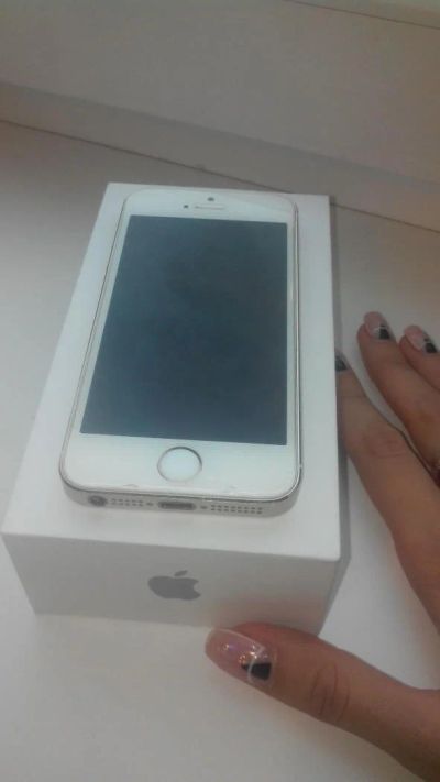 Лот: 8300911. Фото: 1. Продам 5S. Смартфоны