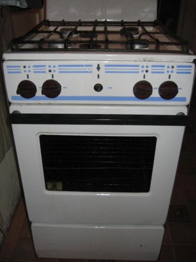 Лот: 6739774. Фото: 1. газовая плита с духовкой б/у. Плиты, духовые шкафы, варочные поверхности
