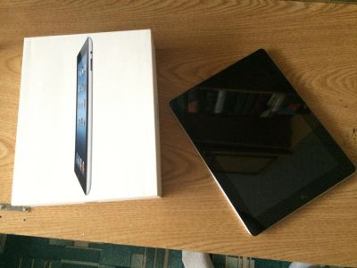 Лот: 5294805. Фото: 1. Apple ipad 3 16 gb 3g. Планшеты