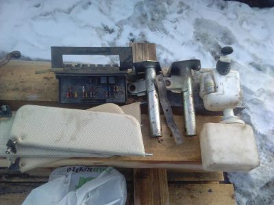 Лот: 7152322. Фото: 1. блок предохранителей бочки омывателя... Салон