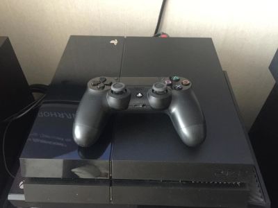 Лот: 11053458. Фото: 1. Sony Playstation 4 500 Гб. Игровые приставки, консоли