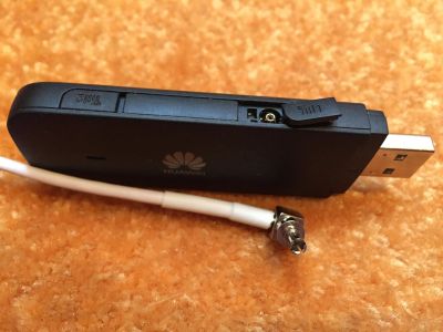 Лот: 12308436. Фото: 1. Беспроводной модем Huawei E3372... Беспроводные модемы