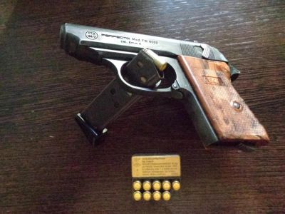 Лот: 9486549. Фото: 1. Газовый пистолет Perfecta mod... Газовое, травматическое оружие