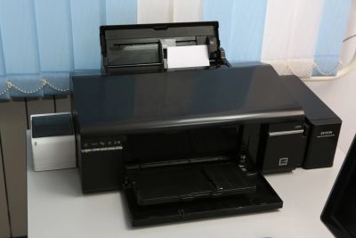 Лот: 24378435. Фото: 1. Epson L805 с остатками родных... Струйные принтеры