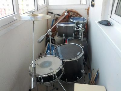 Лот: 7846215. Фото: 1. Барабанная установка Amati. Ударные