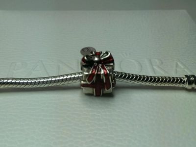 Лот: 4466546. Фото: 1. шарм Pandora. Другое (ювелирные изделия, бижутерия, часы)
