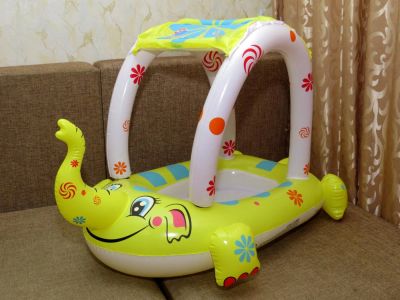 Лот: 6012037. Фото: 1. Лодка надувная, в виде слона с... Игрушки для купания
