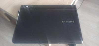 Лот: 19368106. Фото: 1. Samsung 305u. Ноутбуки