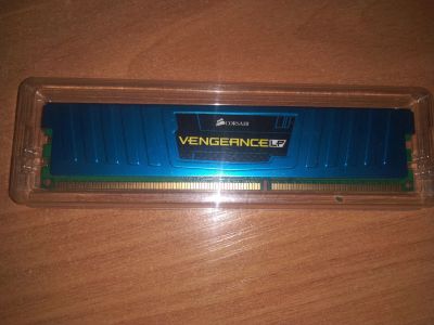 Лот: 16138959. Фото: 1. Оперативная память Corsair Vengeance... Оперативная память