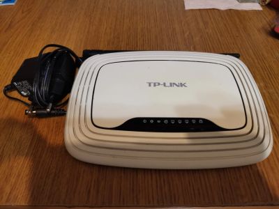 Лот: 17090466. Фото: 1. Маршрутизатор TP-link TL-WR841ND. Маршрутизаторы (роутеры)