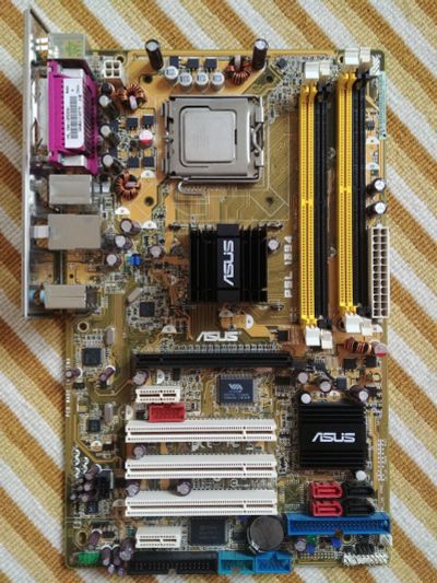 Лот: 13043014. Фото: 1. Материнская плата LGA775 ASUS... Материнские платы