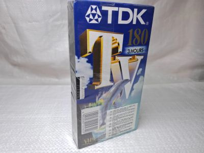 Лот: 25124652. Фото: 1. Oz Видеокассета VHS TDK E-180TVED... Другое (тв и видео)
