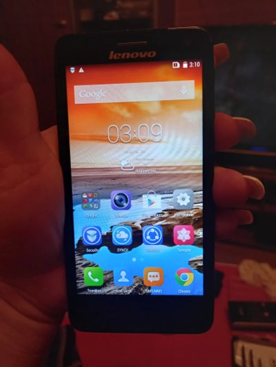 Лот: 19606369. Фото: 1. Смартфон Lenovo s660. Смартфоны