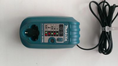 Лот: 8400653. Фото: 1. Зарядное Устройство Makita DC10WA. Электроинструмент