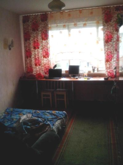 Лот: 3058373. Фото: 1. Продам гостинку 18 кв. Квартиры, студии