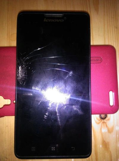 Лот: 6914931. Фото: 1. Lenovo P780 Разбито стекло. Смартфоны