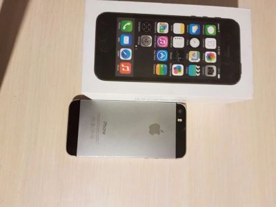 Лот: 10583913. Фото: 1. Iphone 5s Срочненько!!!. Смартфоны