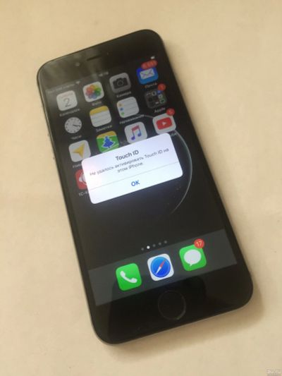 Лот: 15917342. Фото: 1. iPhone 6 64Gb (Перезагружается... Смартфоны