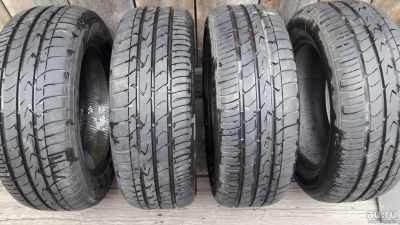 Лот: 13620874. Фото: 1. Летняя резина Toyo R15. Шины