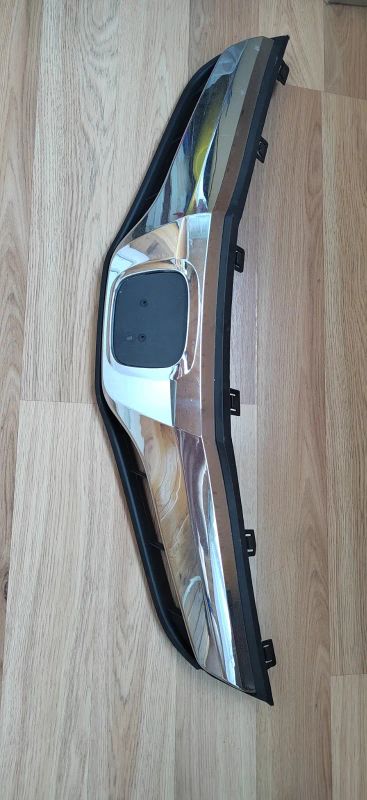 Лот: 20563323. Фото: 1. Решетка радиатора Honda fit. Кузов