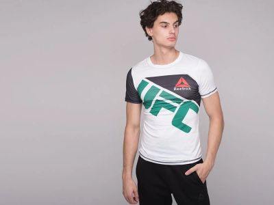 Лот: 17097249. Фото: 1. Футболка Reebok (18981). Футболки, поло