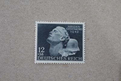 Лот: 24588121. Фото: 1. Германия 1942 года. 3 Рейх. День... Марки