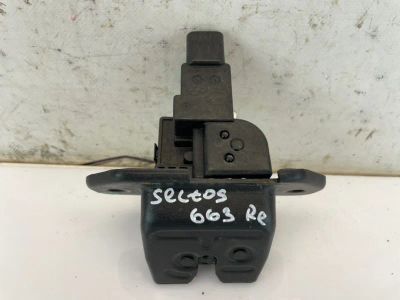 Лот: 24865086. Фото: 1. замок багажника Kia Seltos SP2. Двигатель и элементы двигателя